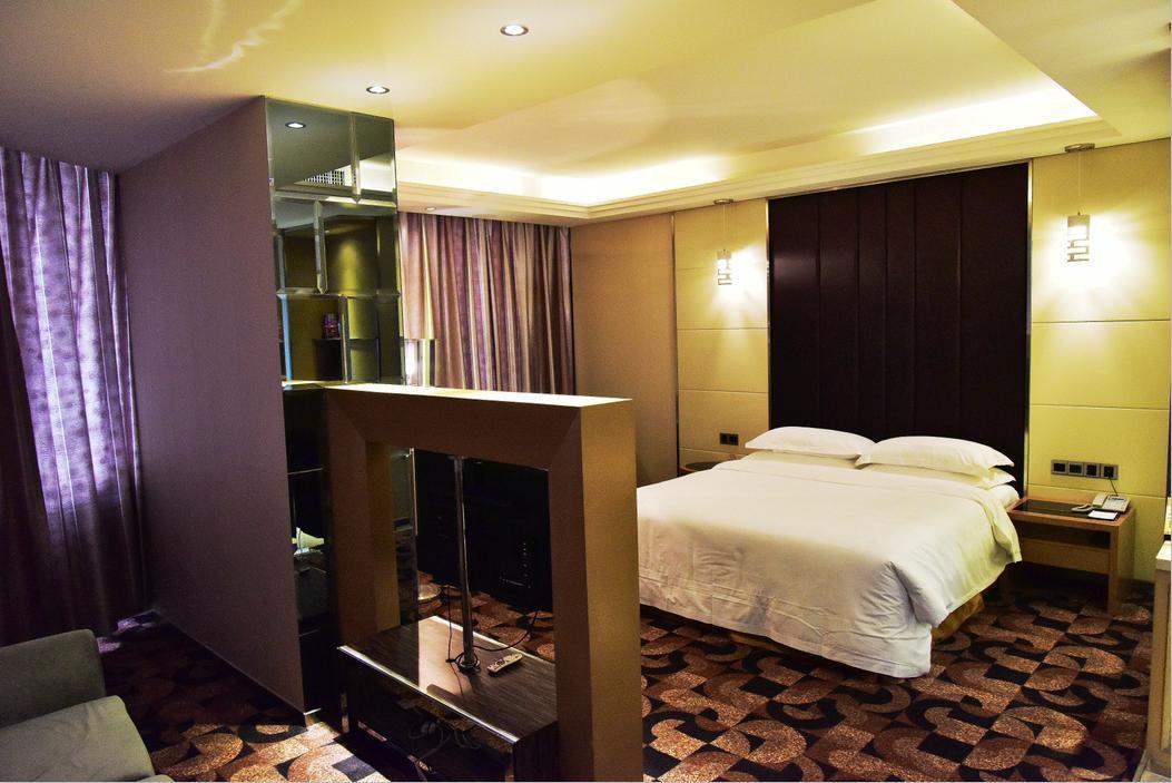 Fuke Jirui Hotel Urumqi Exterior foto